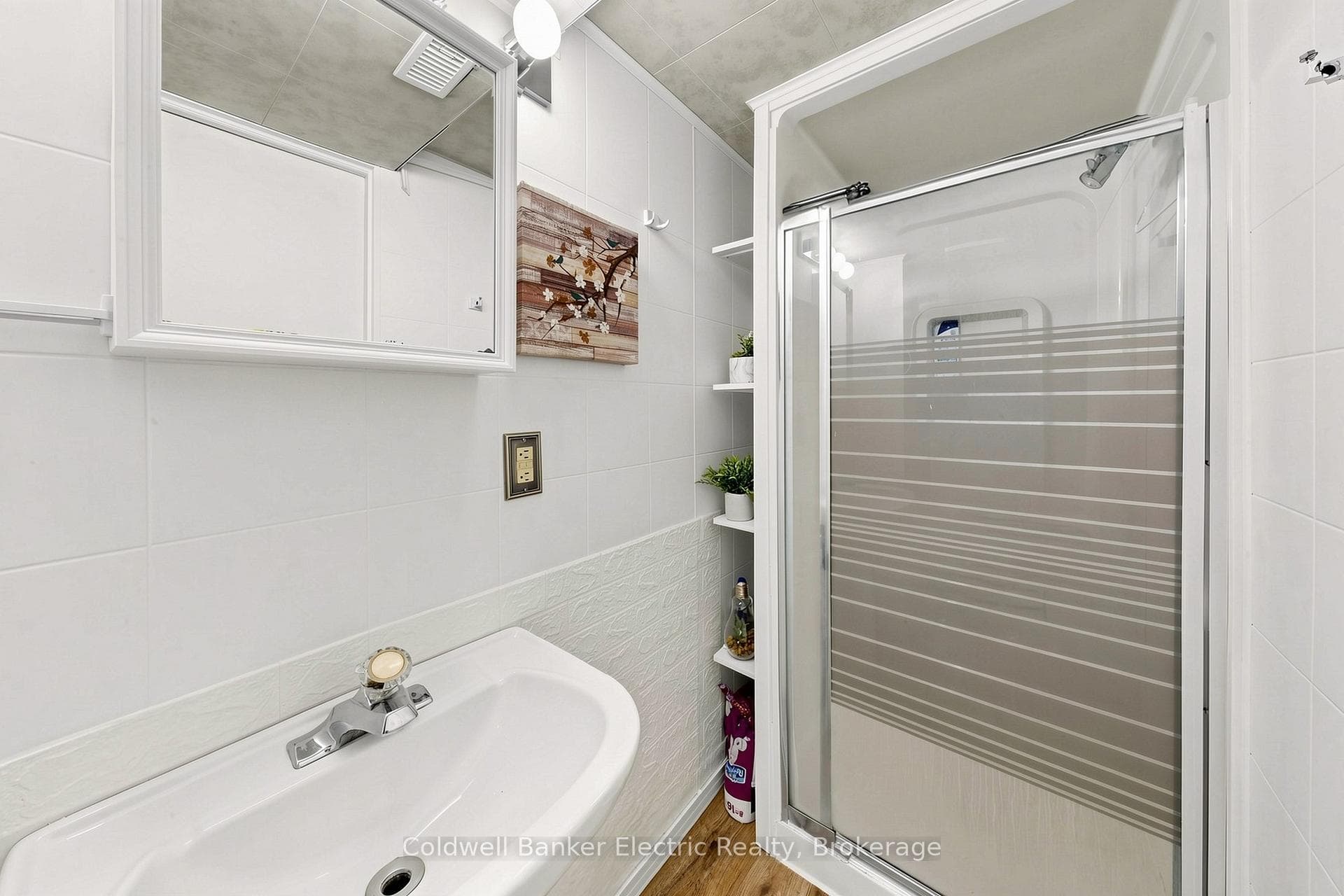 900 Southridge Street photo 16