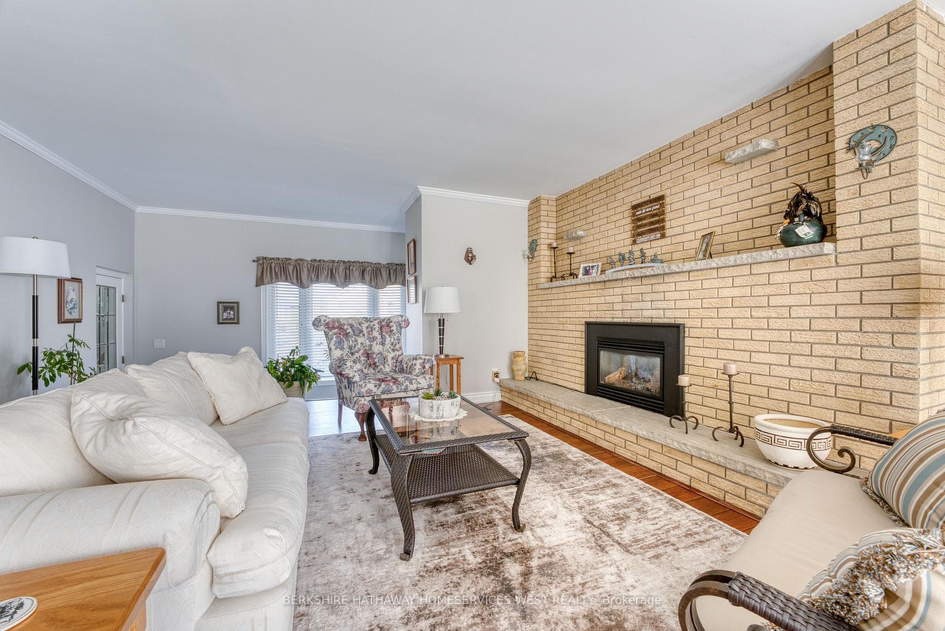 309 Pickering Drive photo 8