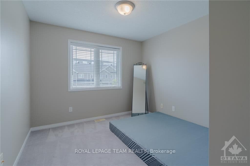 1530 CARRONBRIDGE Circle photo 22