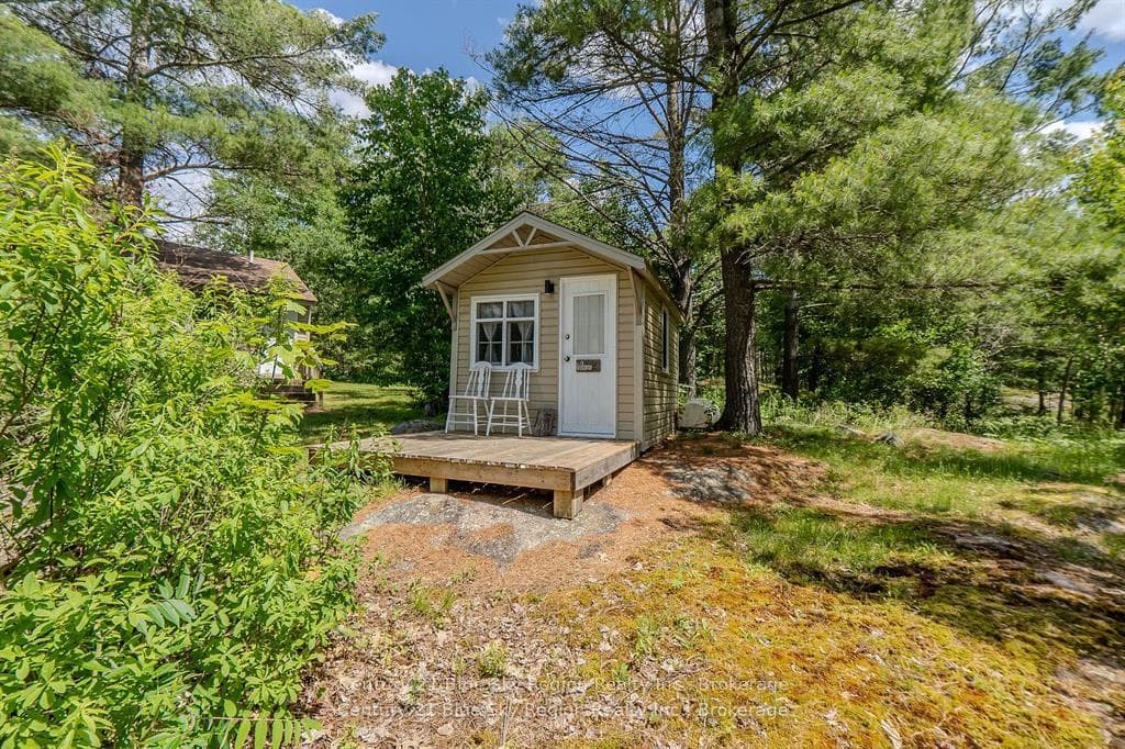 285 C Ruston Road photo 25