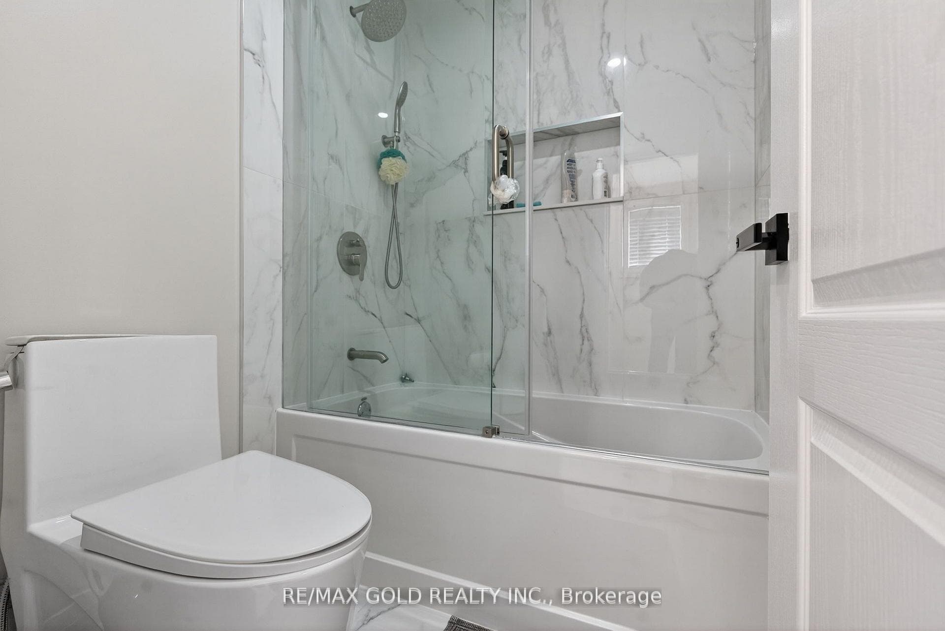 151 Brisdale Drive photo 30