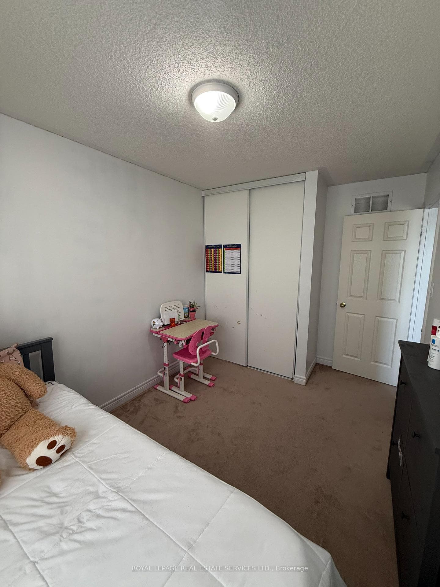 430 Mapleview Drive Unit 6 photo 19