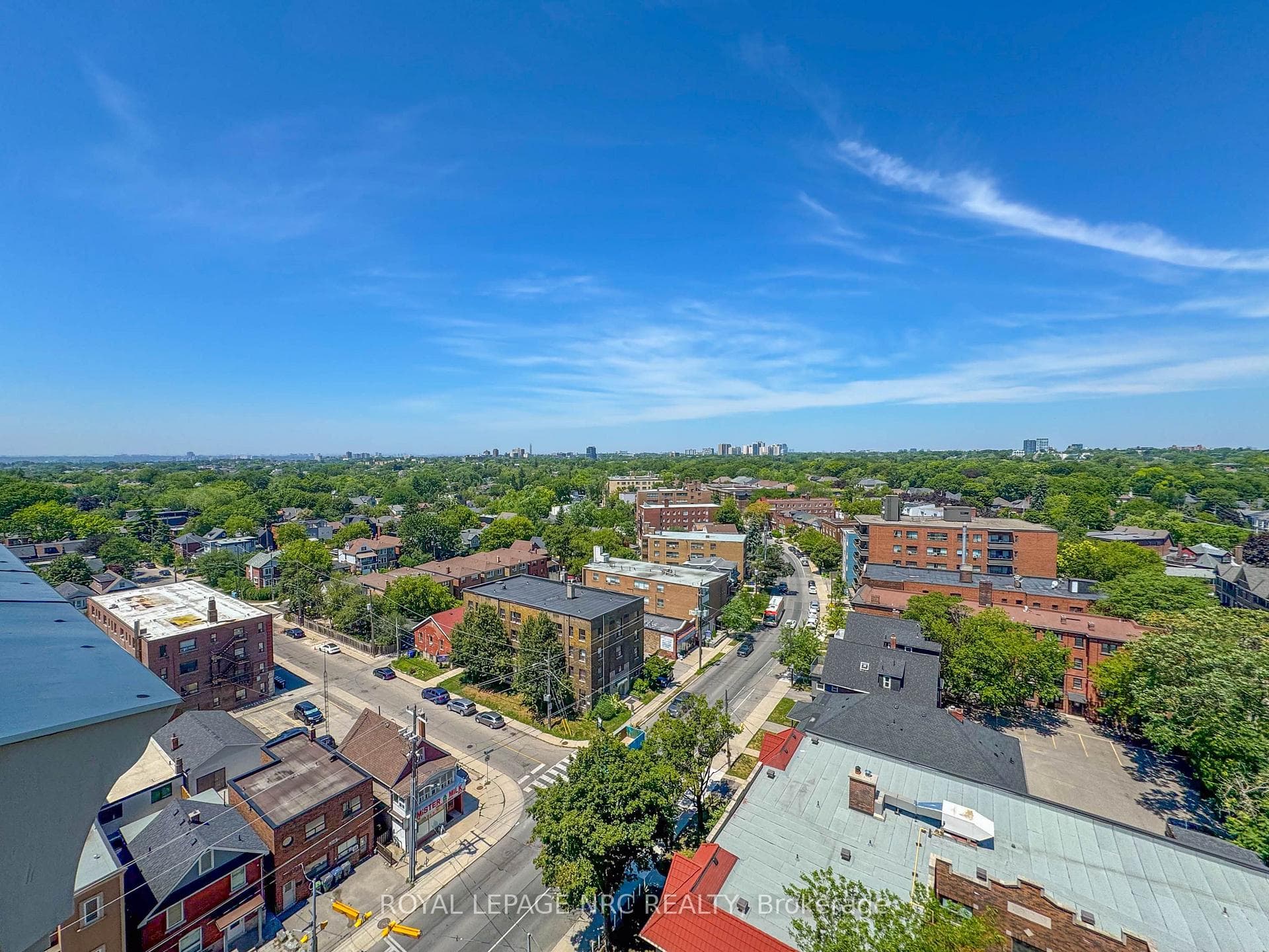 15 Maplewood Avenue Unit PH 6 photo 27