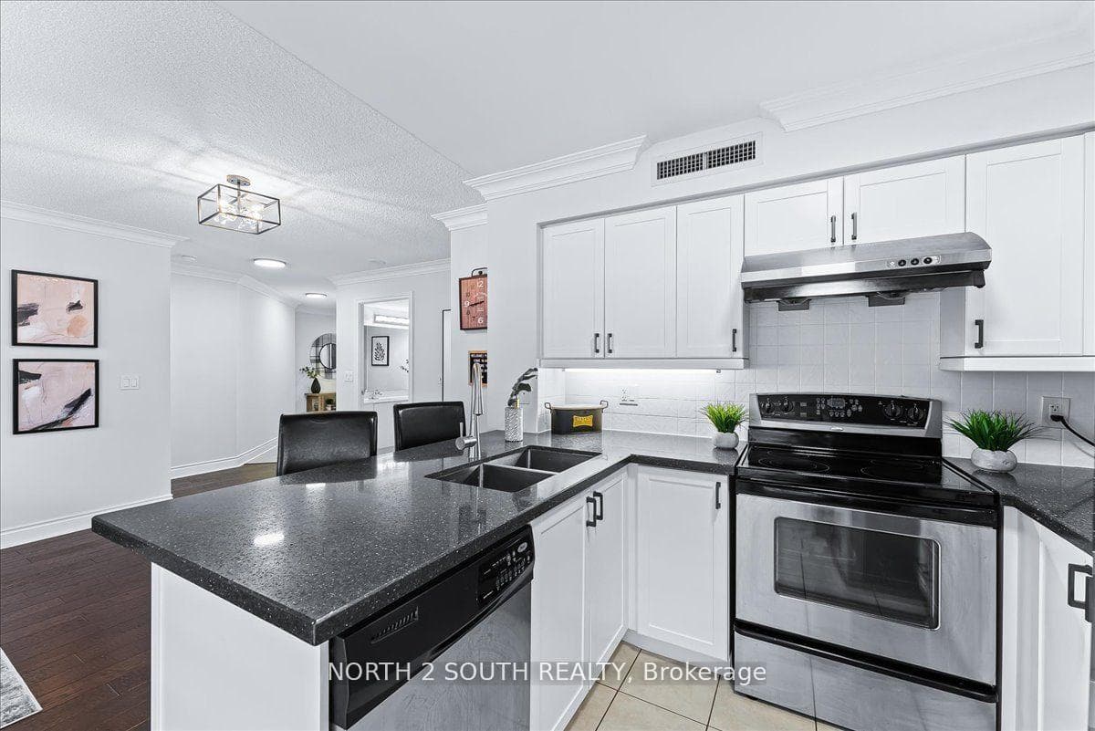 7 North Park Road Unit 203 photo 4