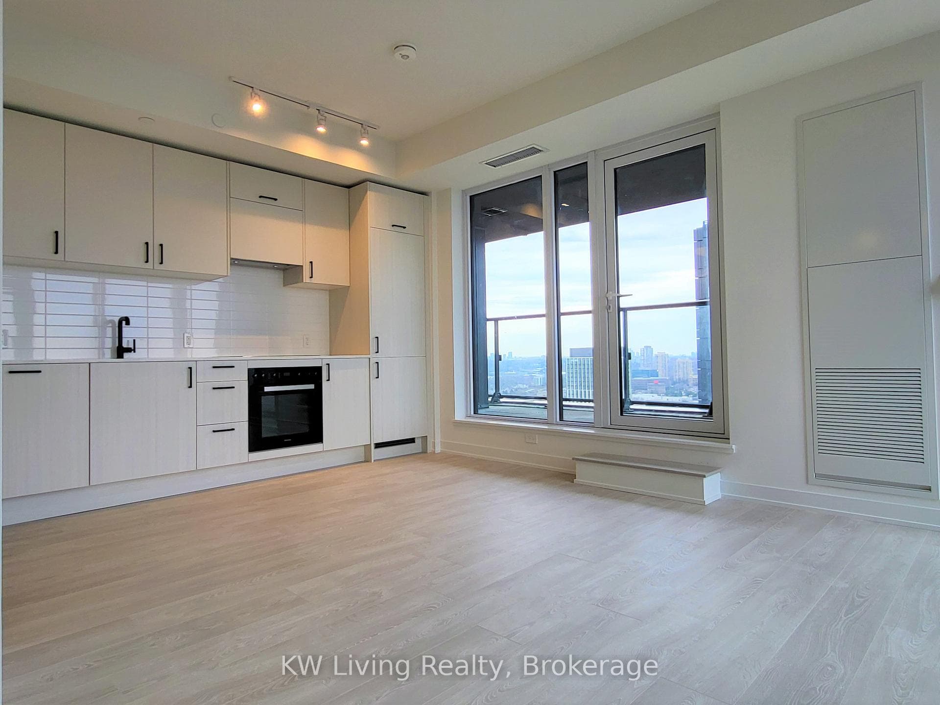 1 Quarrington Lane Unit 3102 photo 5