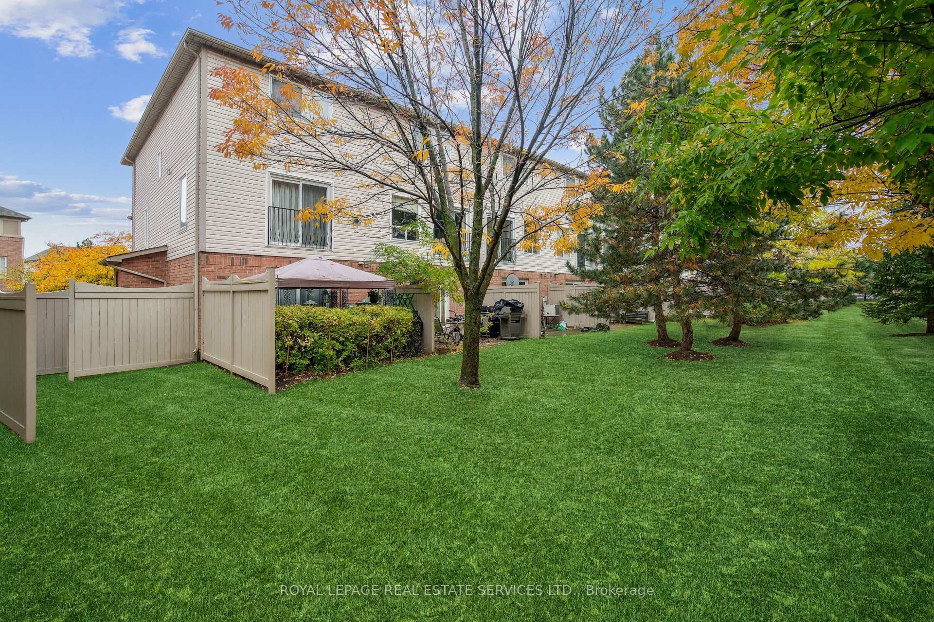 5055 Heatherleigh Avenue Unit 27 photo 31