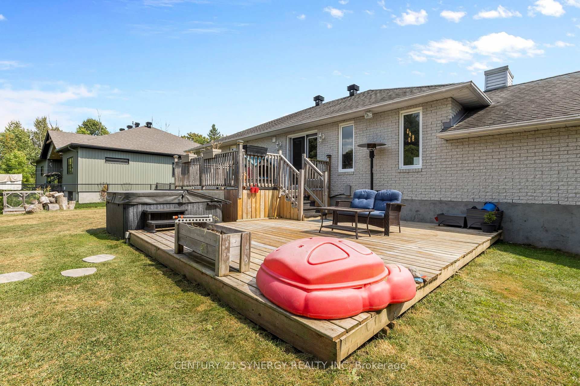 6709 Stanmore Street photo 35