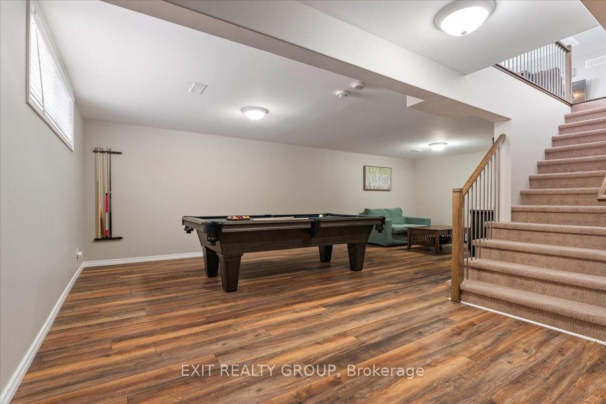 40 Kawartha Court photo 27