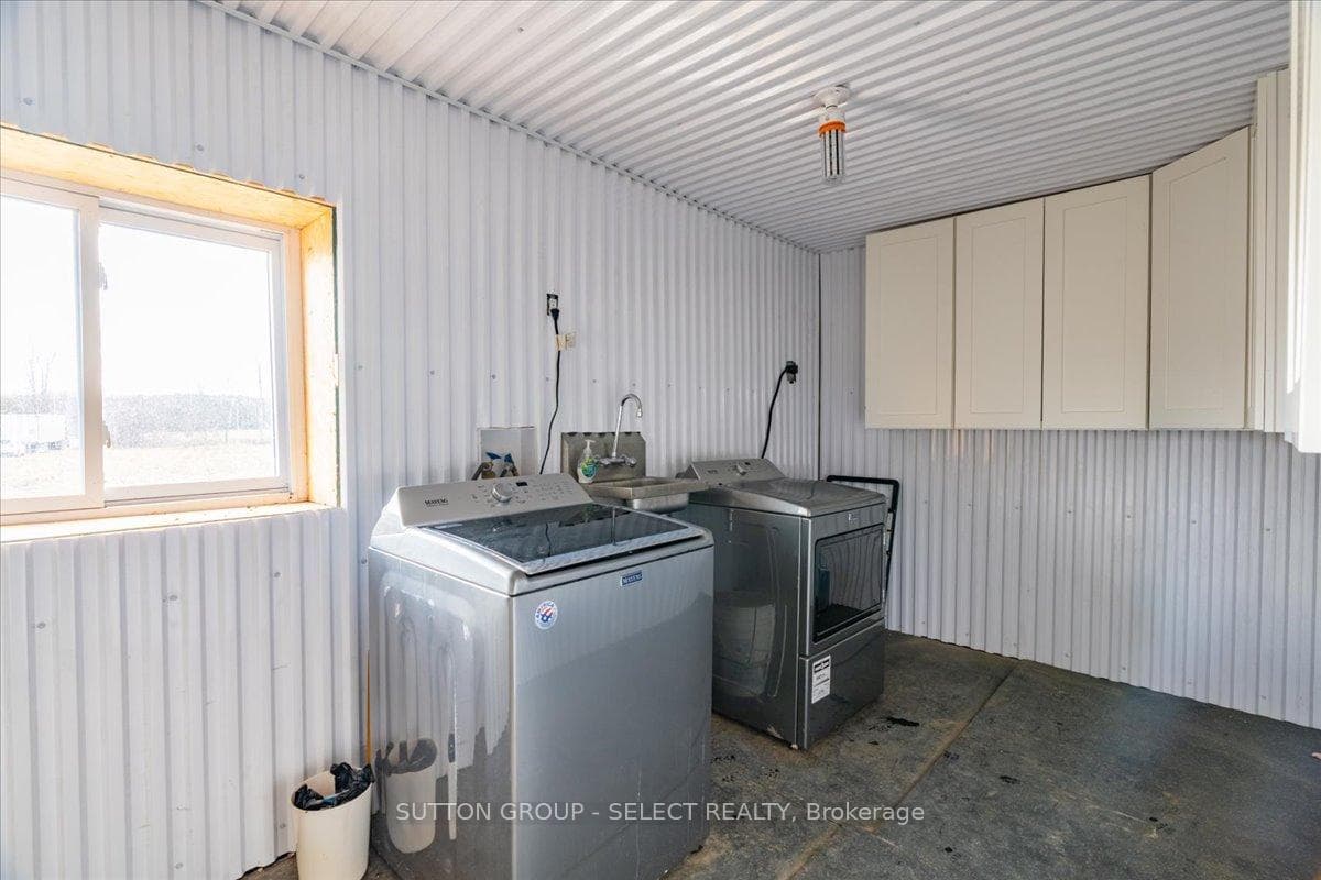 451 Colonel Talbot Road photo 28