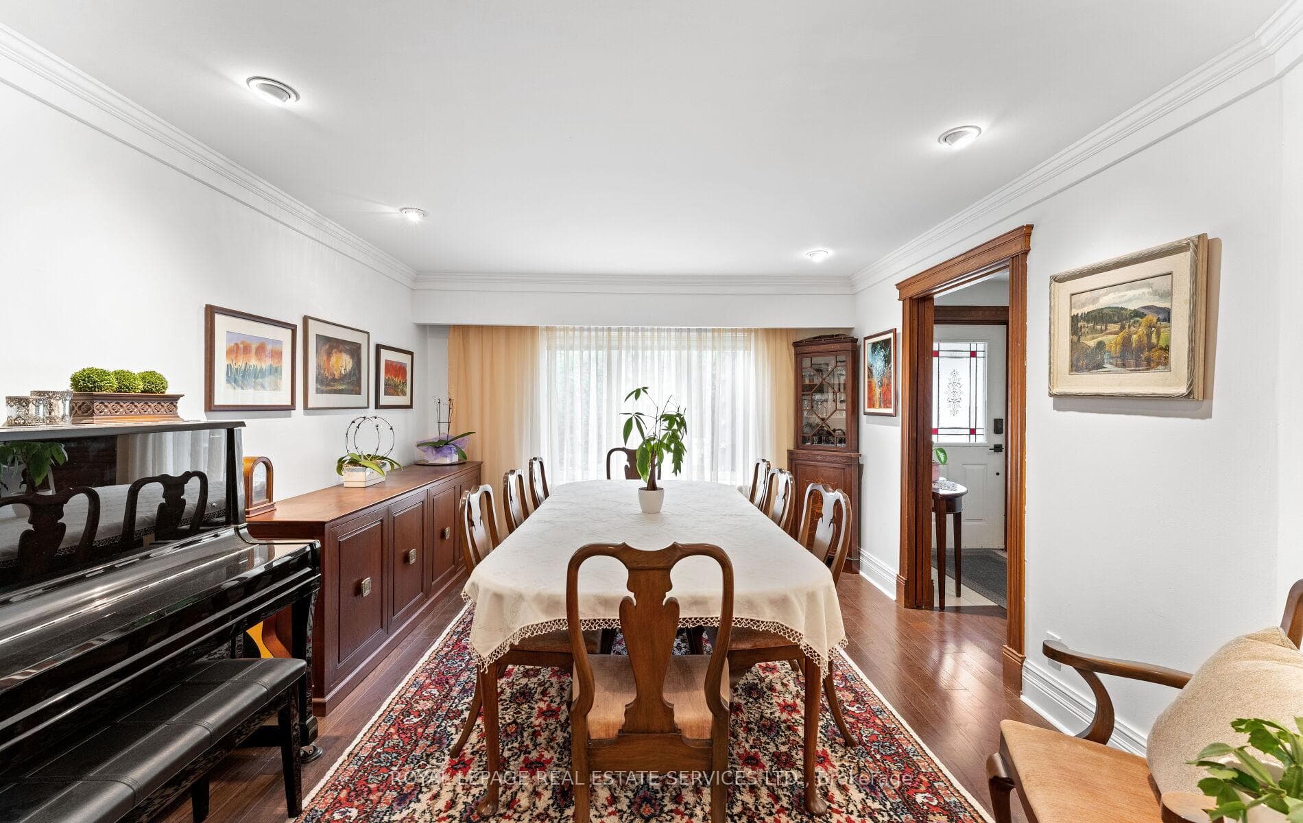 24 Mann Avenue photo 10