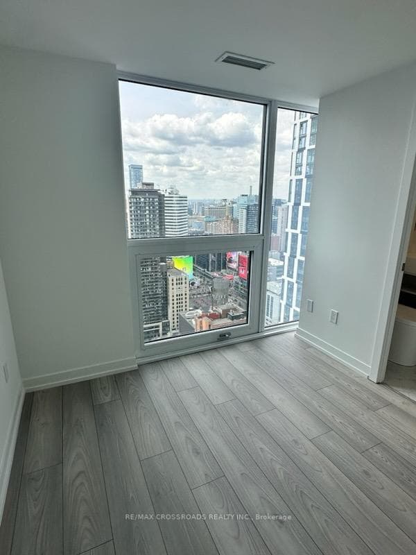82 DALHOUSIE Street Unit LPH12 photo 4