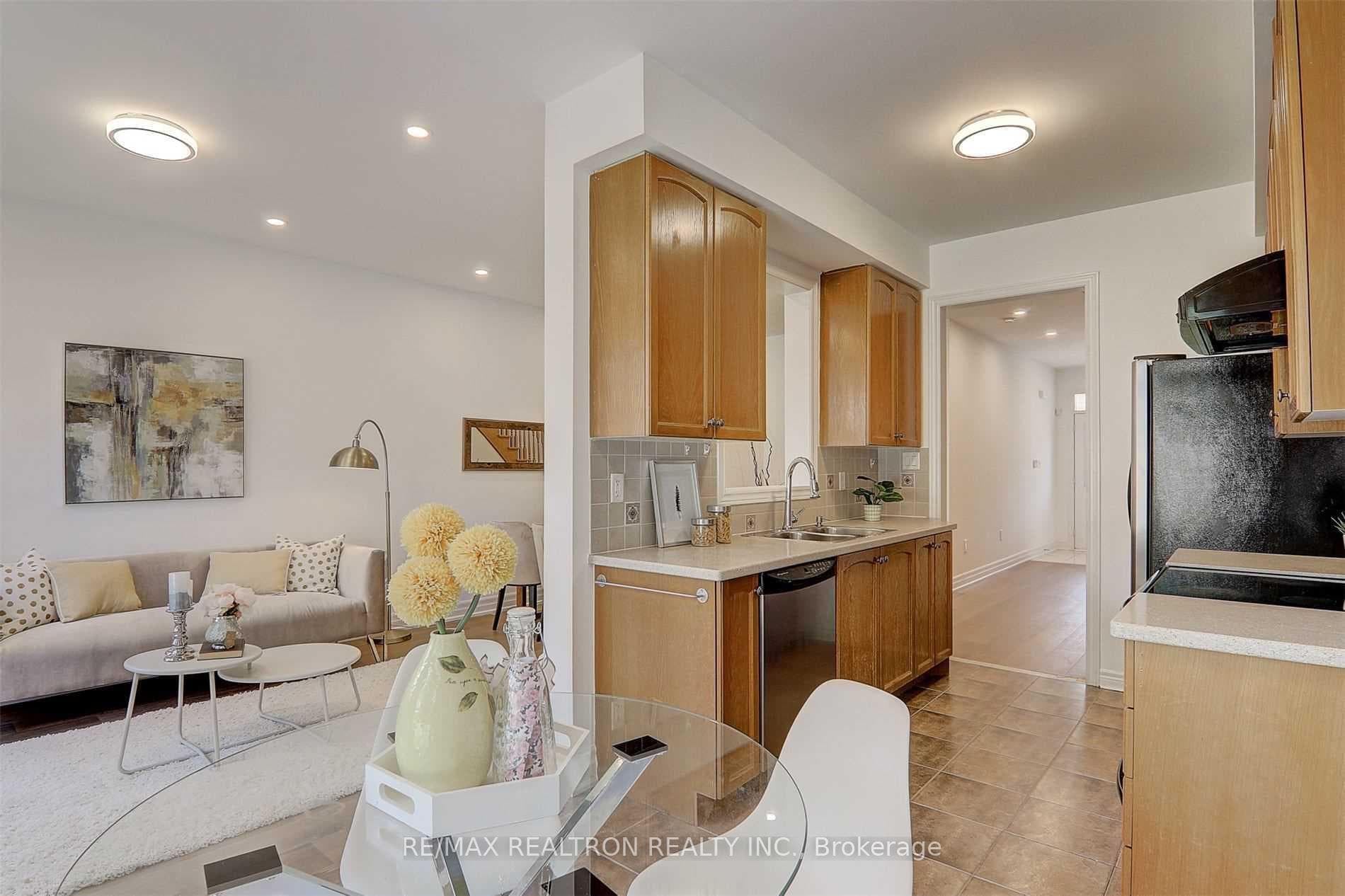 8 Townwood Drive Unit 67 photo 16