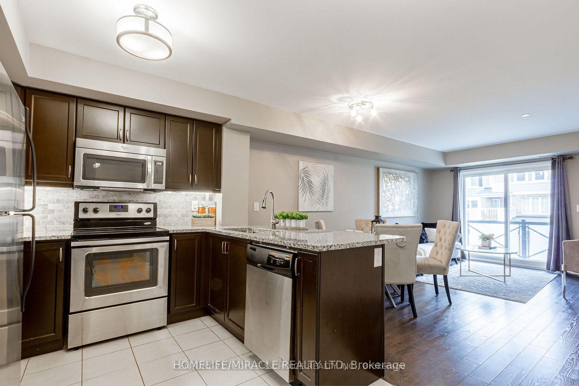 1045 Nadalin Heights Unit 211 photo 7