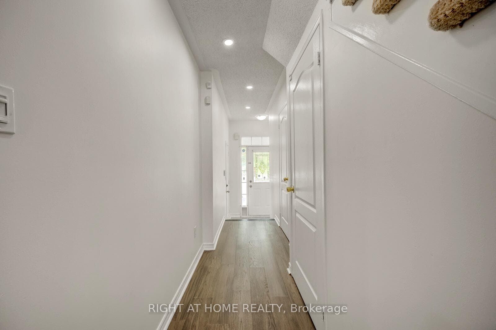53 Feather Reed Way photo 3