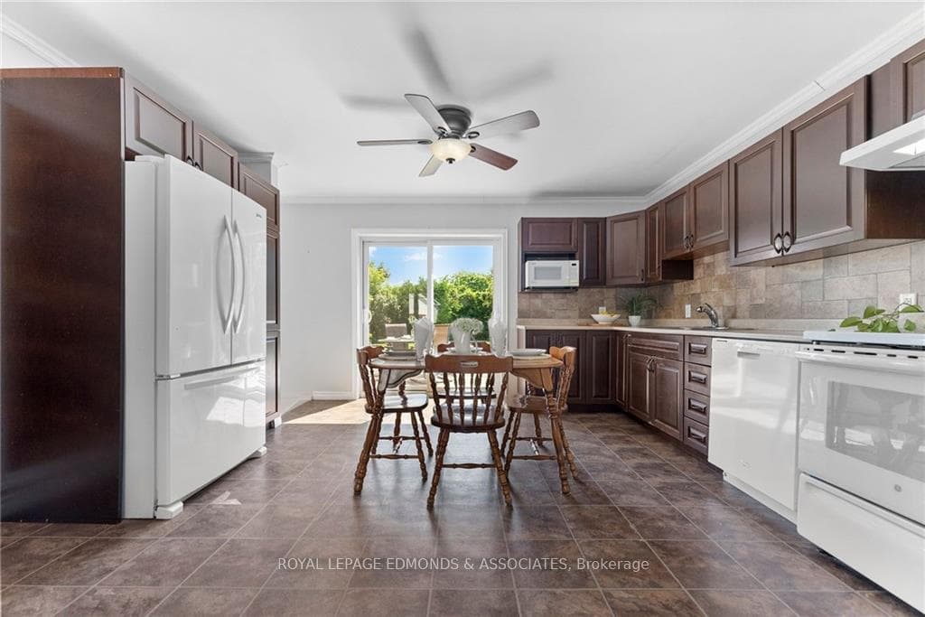 2020 FORESTERS FALLS Road photo 6
