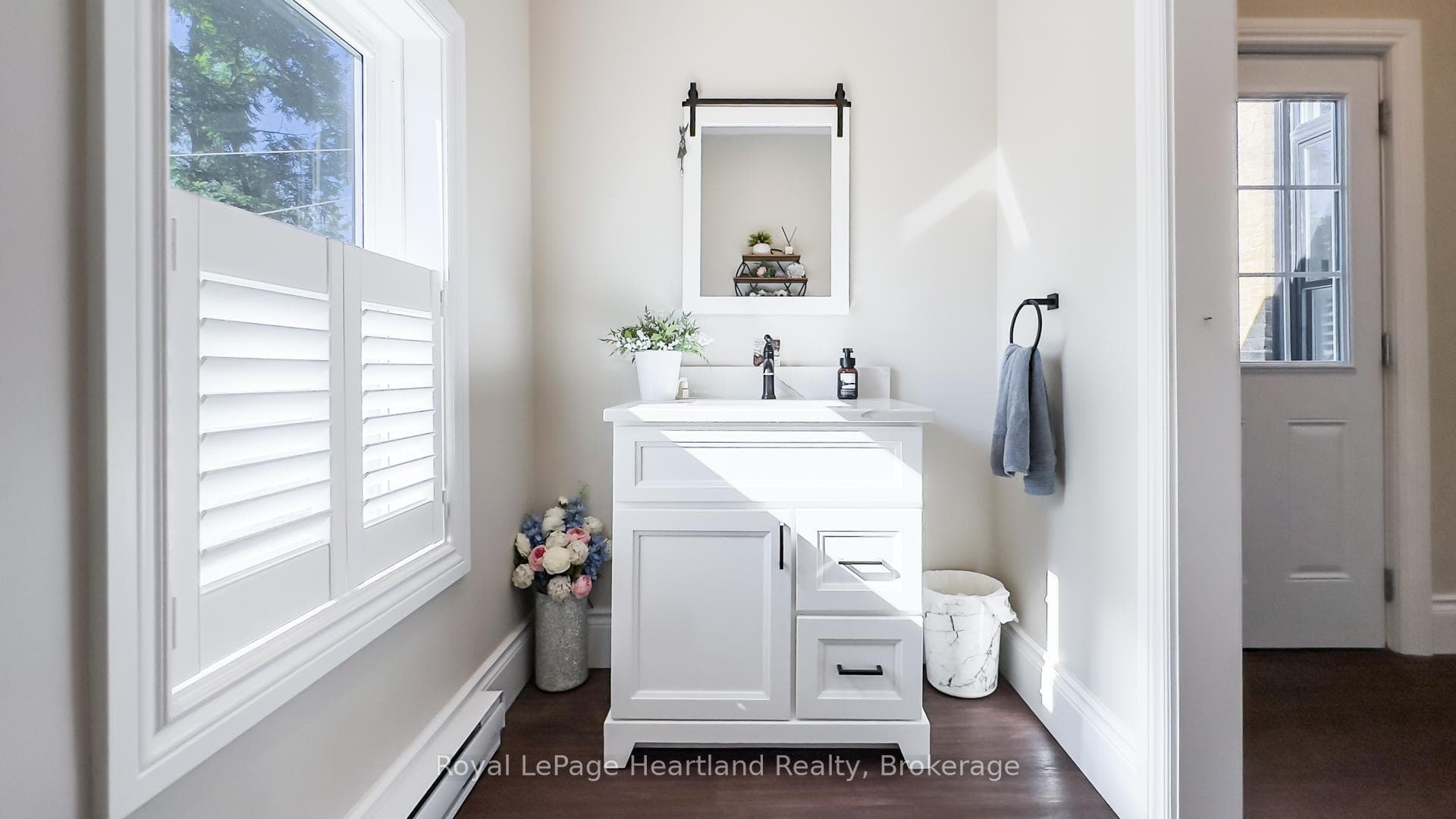 192 Albert Street photo 21