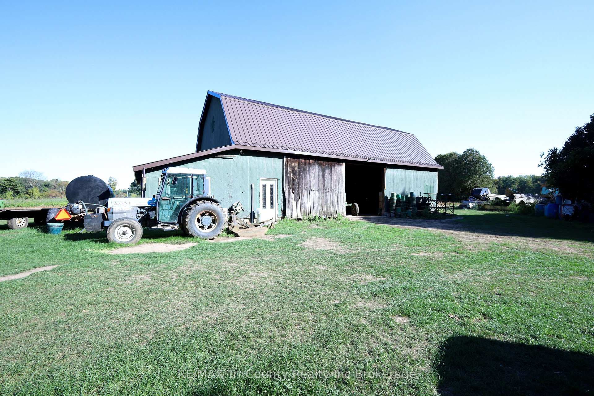 1225 1st Concession ENR Road photo 12