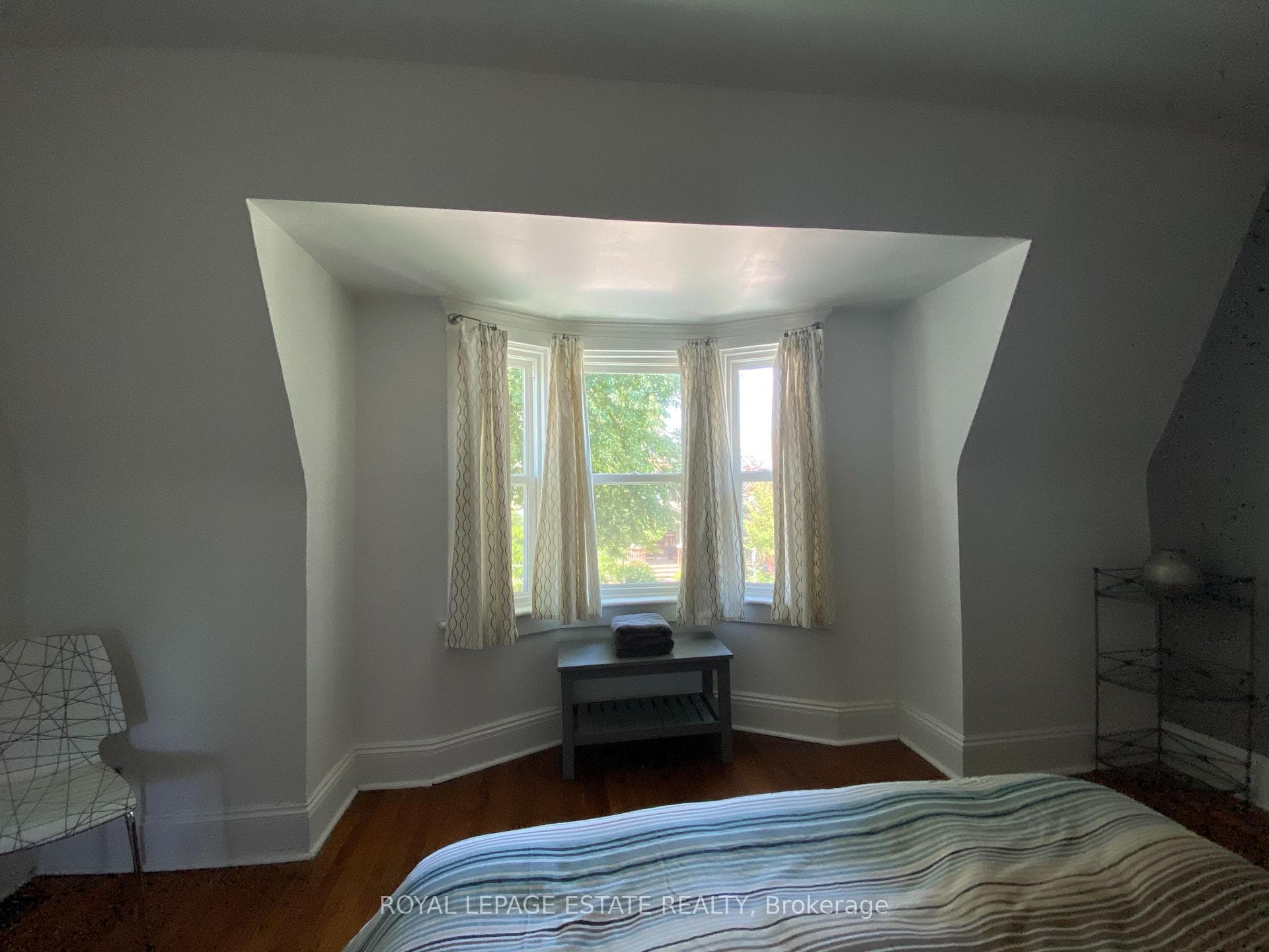 41 Dearbourne Avenue photo 16