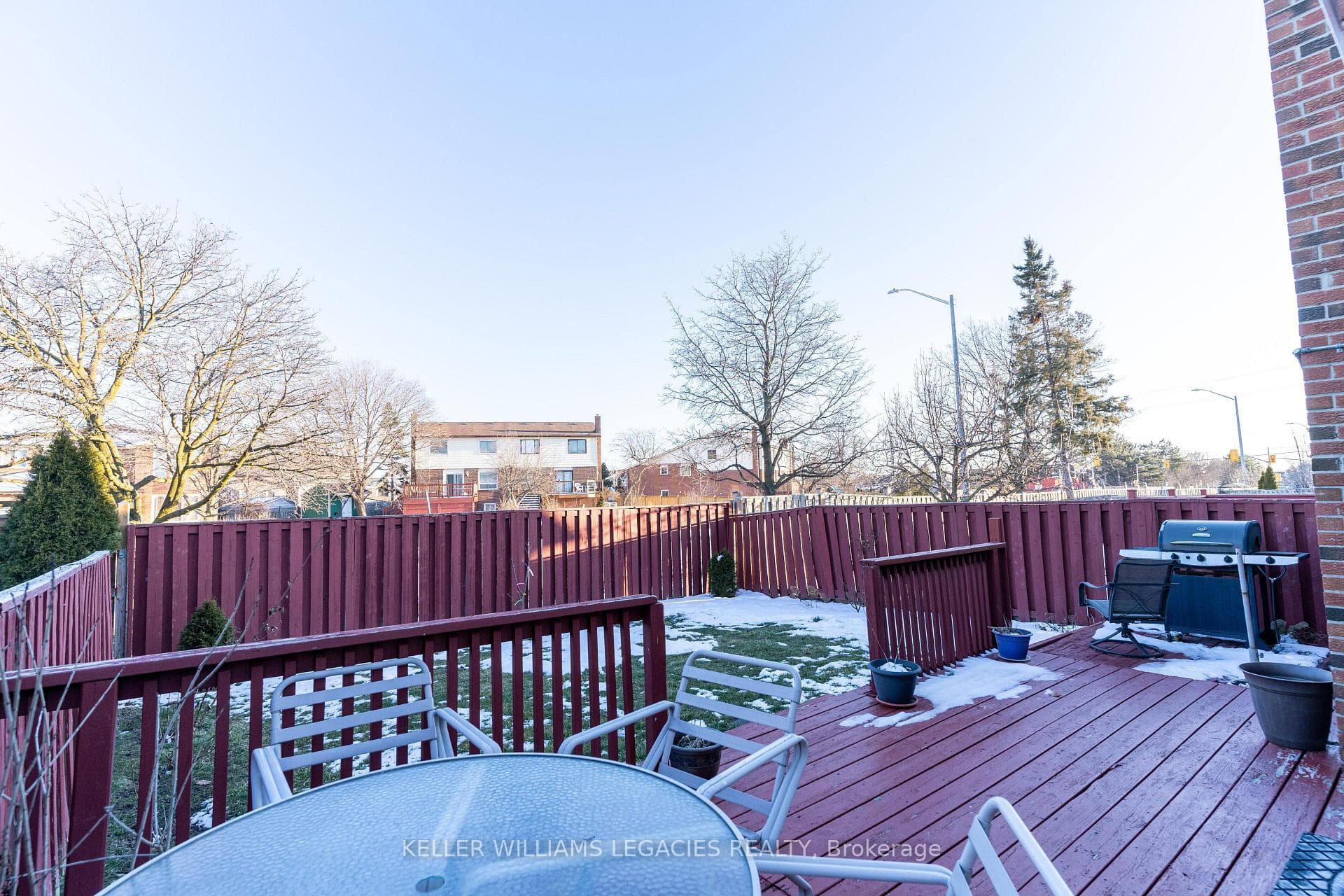 10 Histon Crescent photo 40
