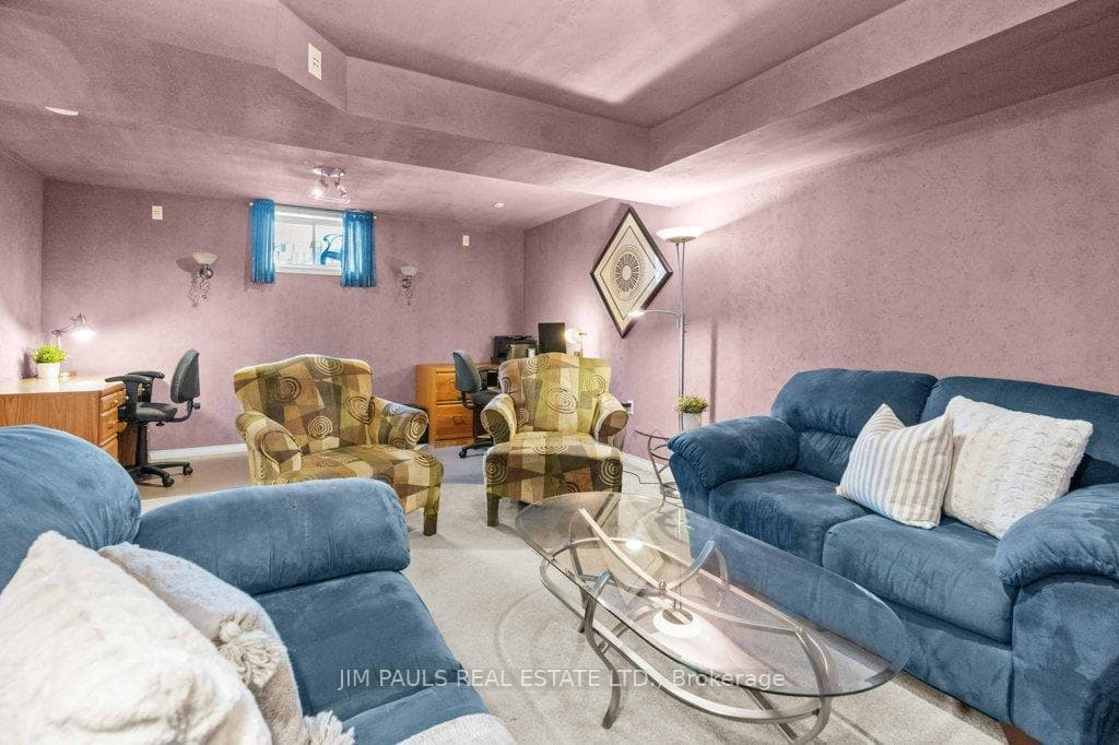 73 Marion Street photo 24
