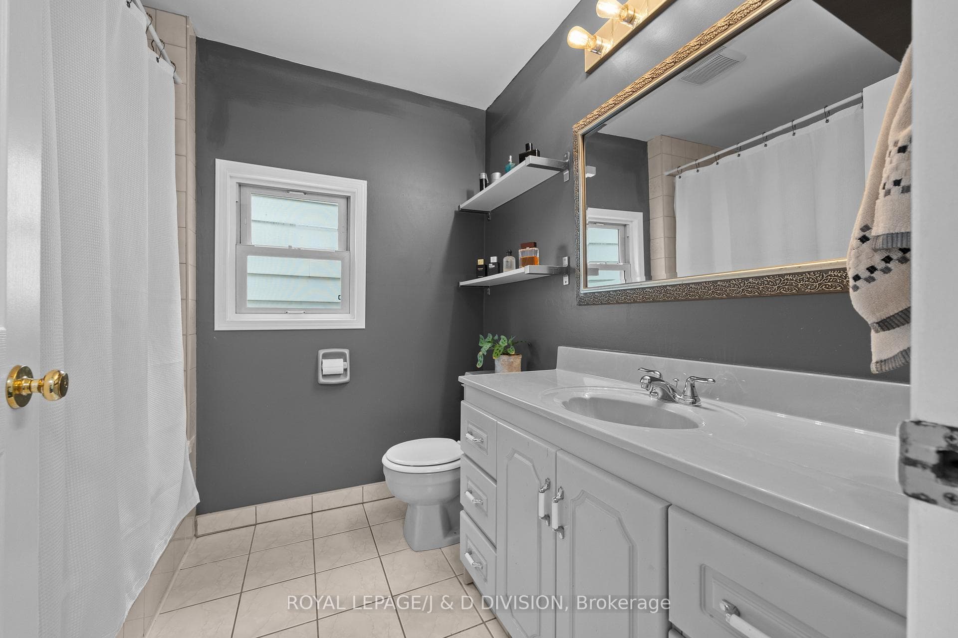 71 Madelaine Avenue photo 31