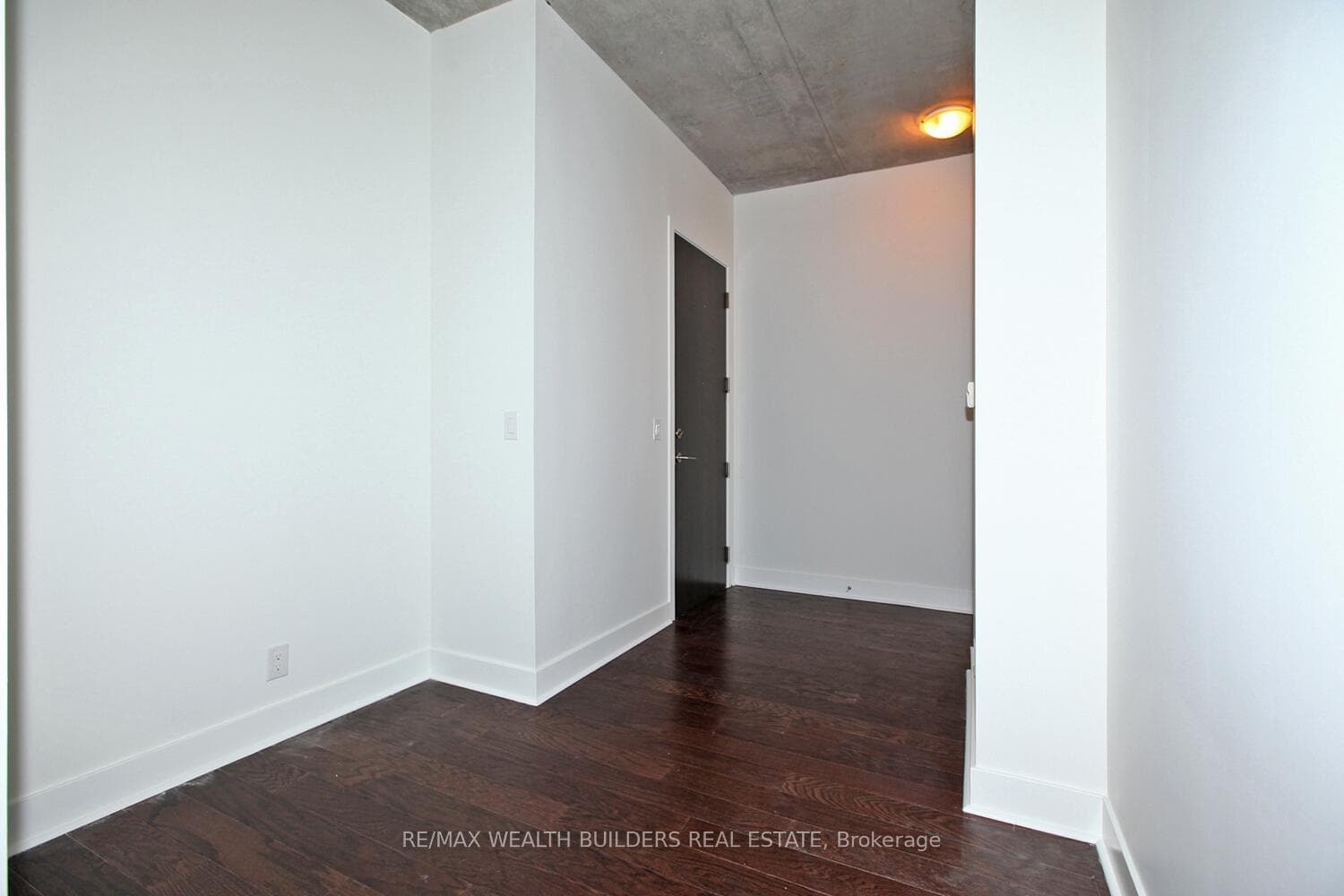 399 Adelaide Street Unit 311 photo 21