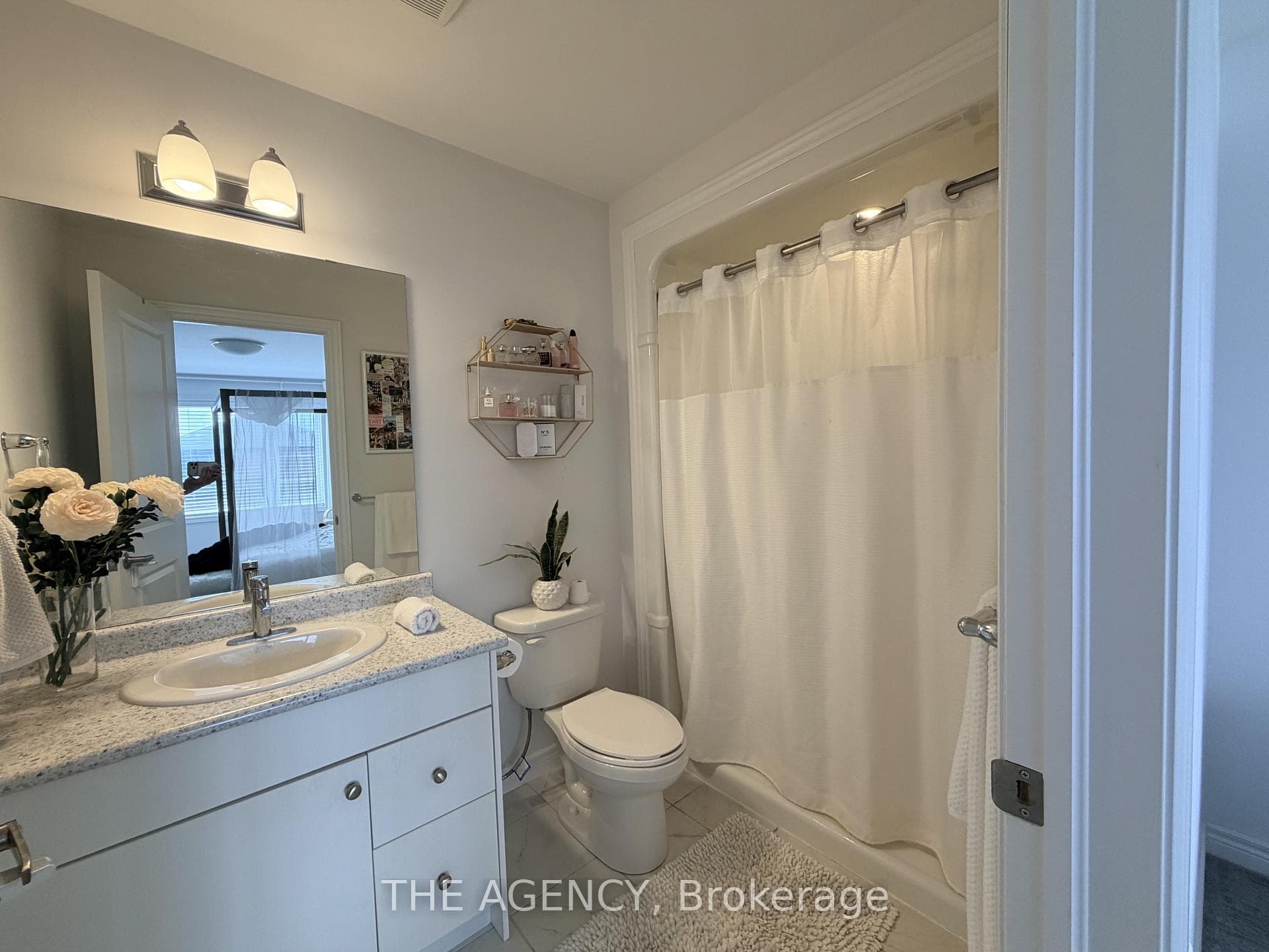 28 Baker Lane photo 25