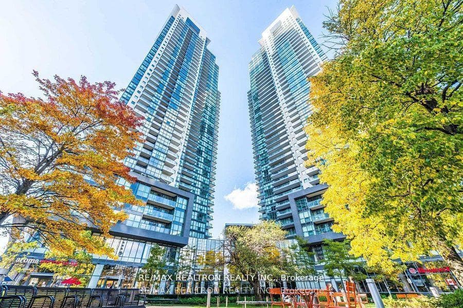 5168 Yonge Street Unit 302 photo 1