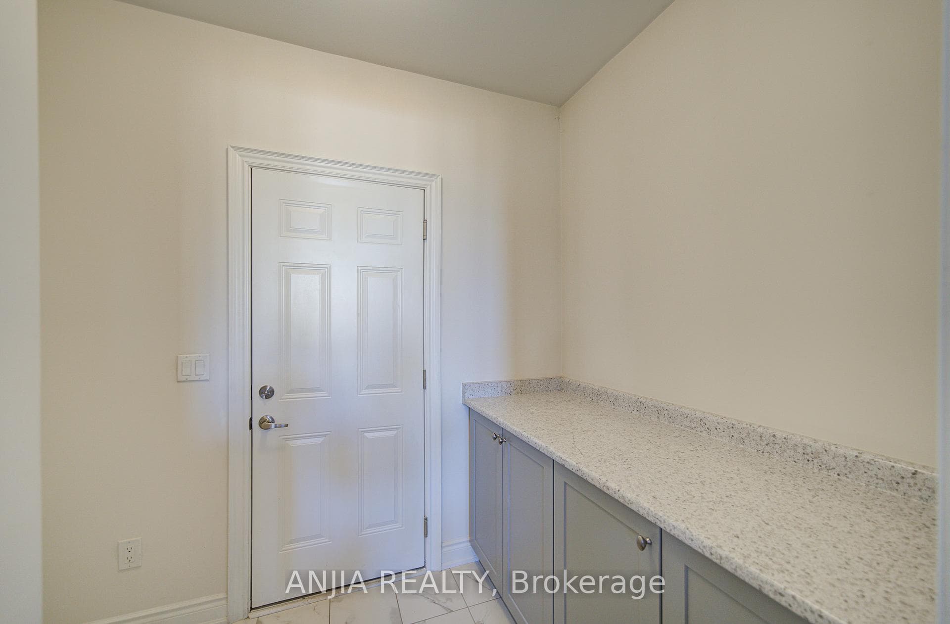 3 Joiner Circle photo 43
