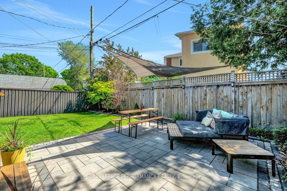 122 Vachon Avenue photo 35