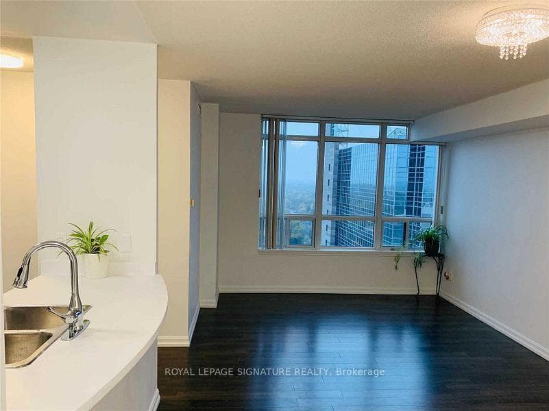 8 Hillcrest Avenue Unit 2801 photo 6