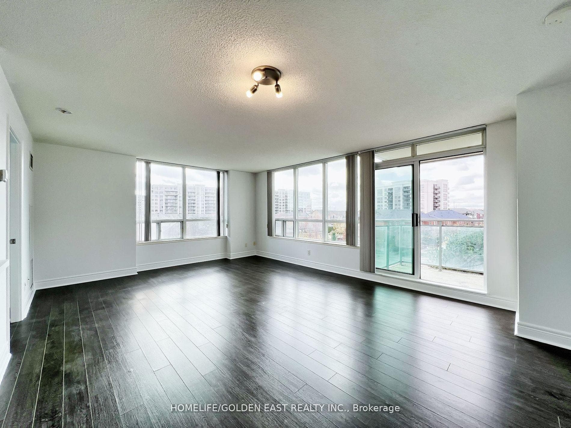 62 Suncrest Boulevard Unit 521 photo 14