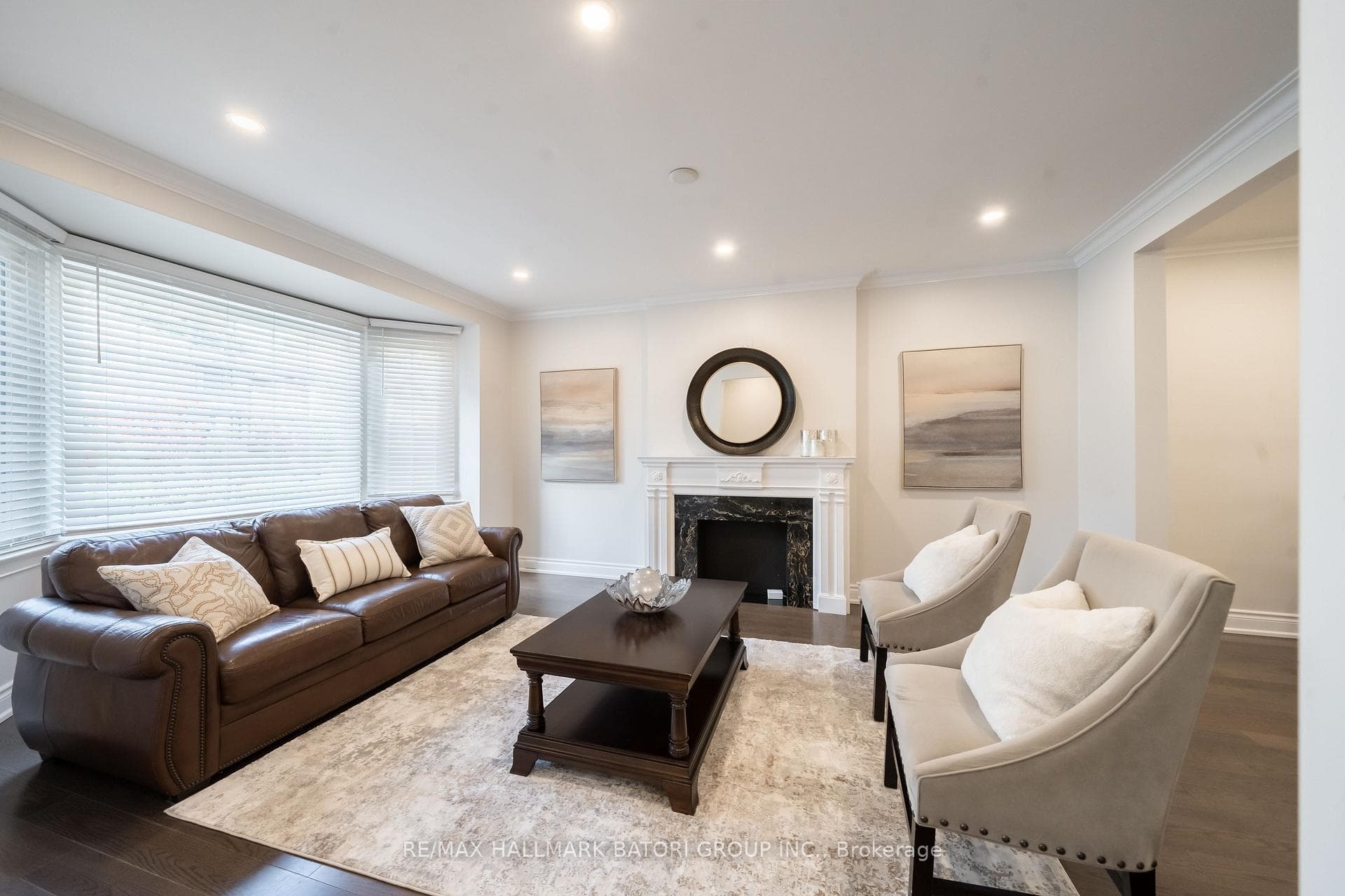 109 Braemar Avenue photo 2