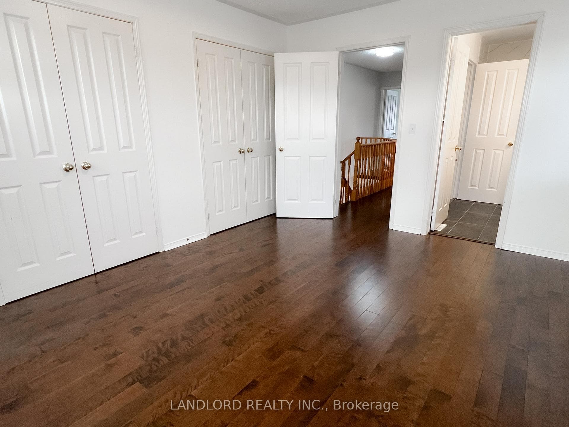 129 Bur Oak Avenue photo 13