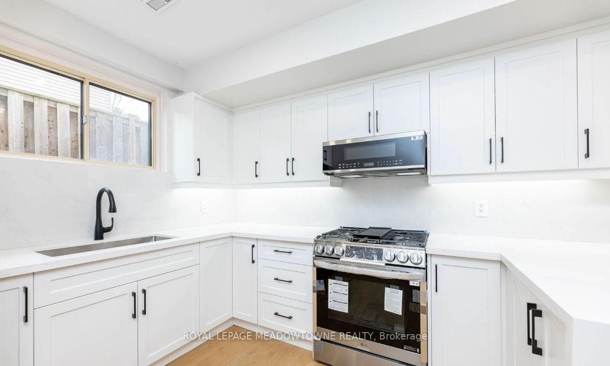 468 Gowland Crescent Unit BSMT photo 19