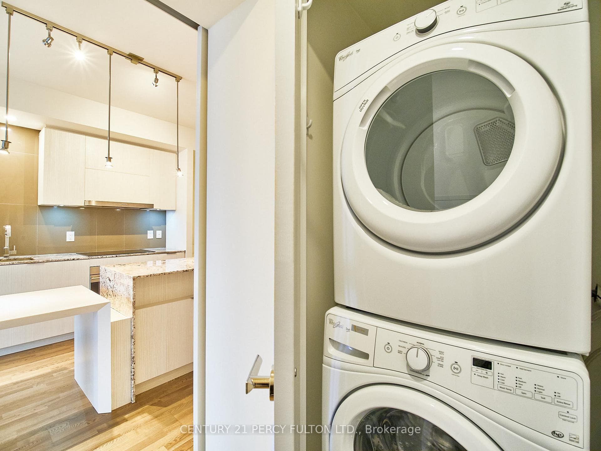 1 Bloor Street Unit 3605 photo 13