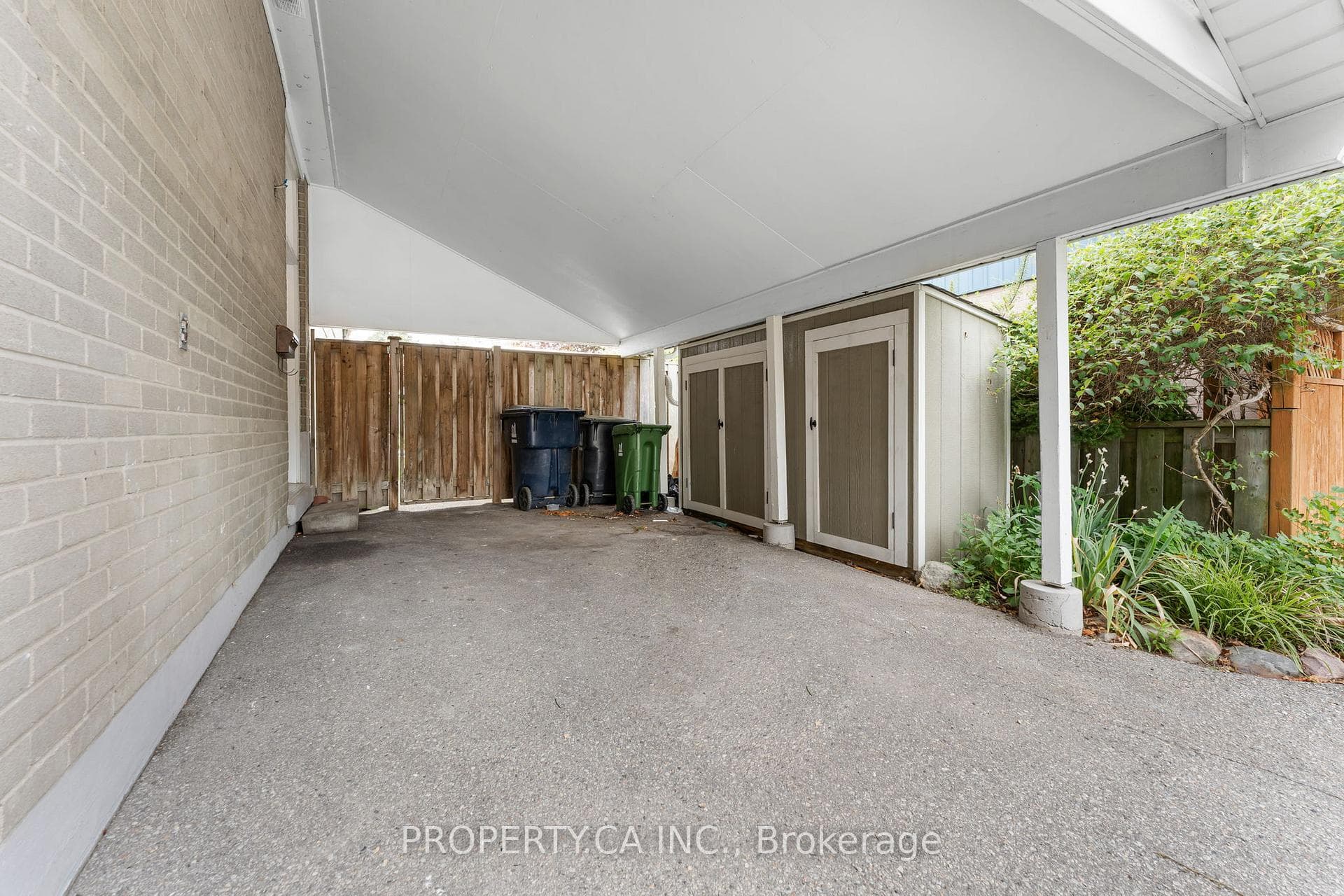 62 Sir Raymond Drive photo 31