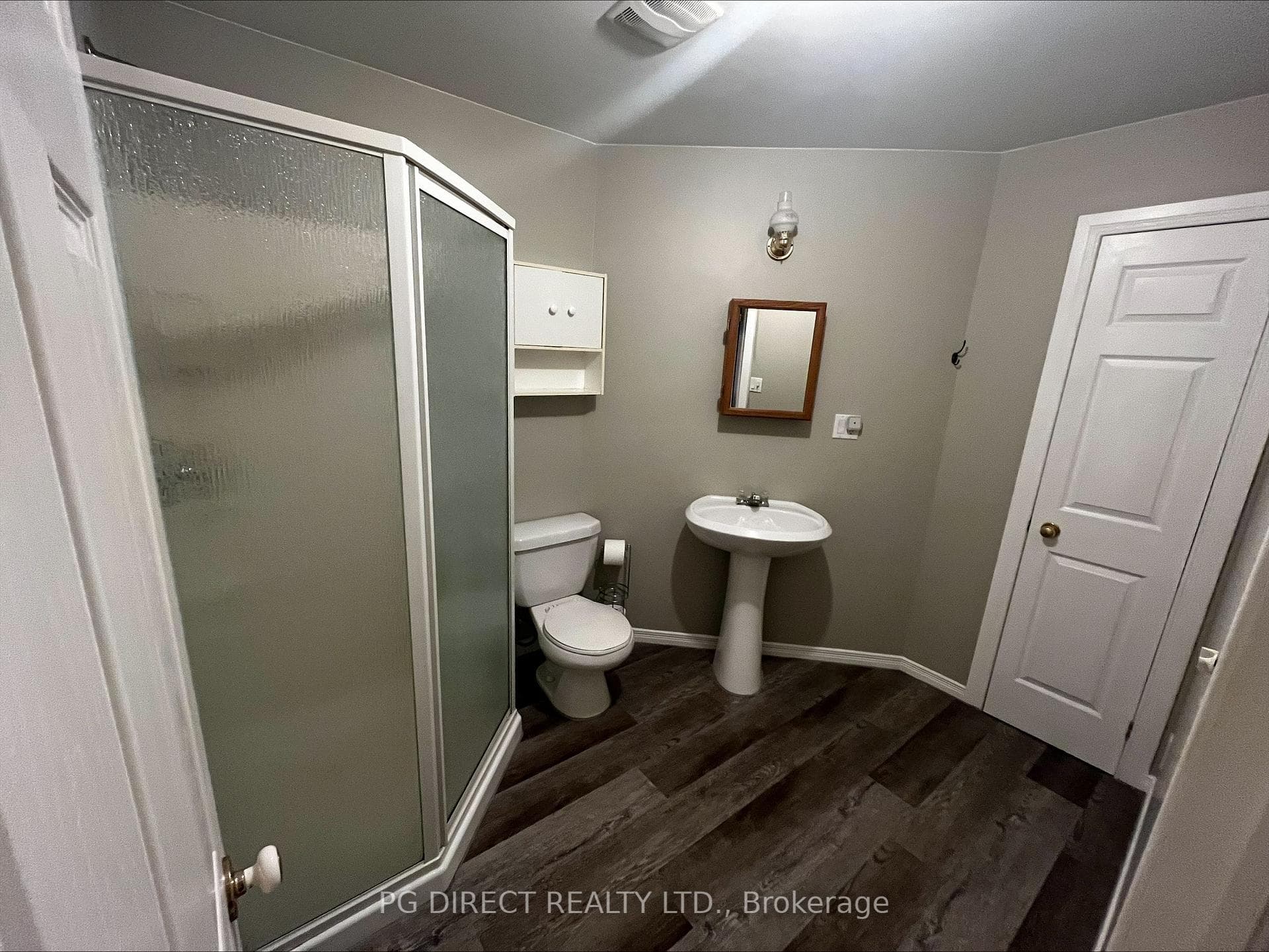 844 Cottage Grove Avenue photo 8