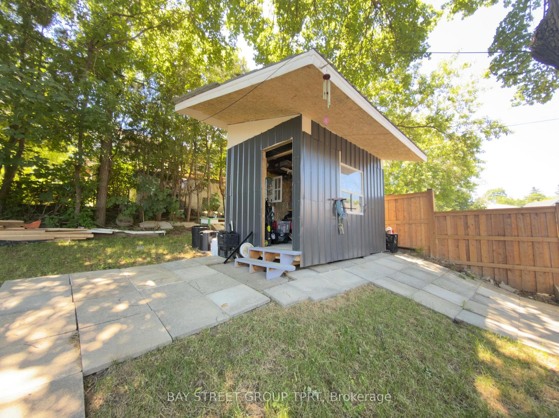 134 Clearbrooke Circle photo 37