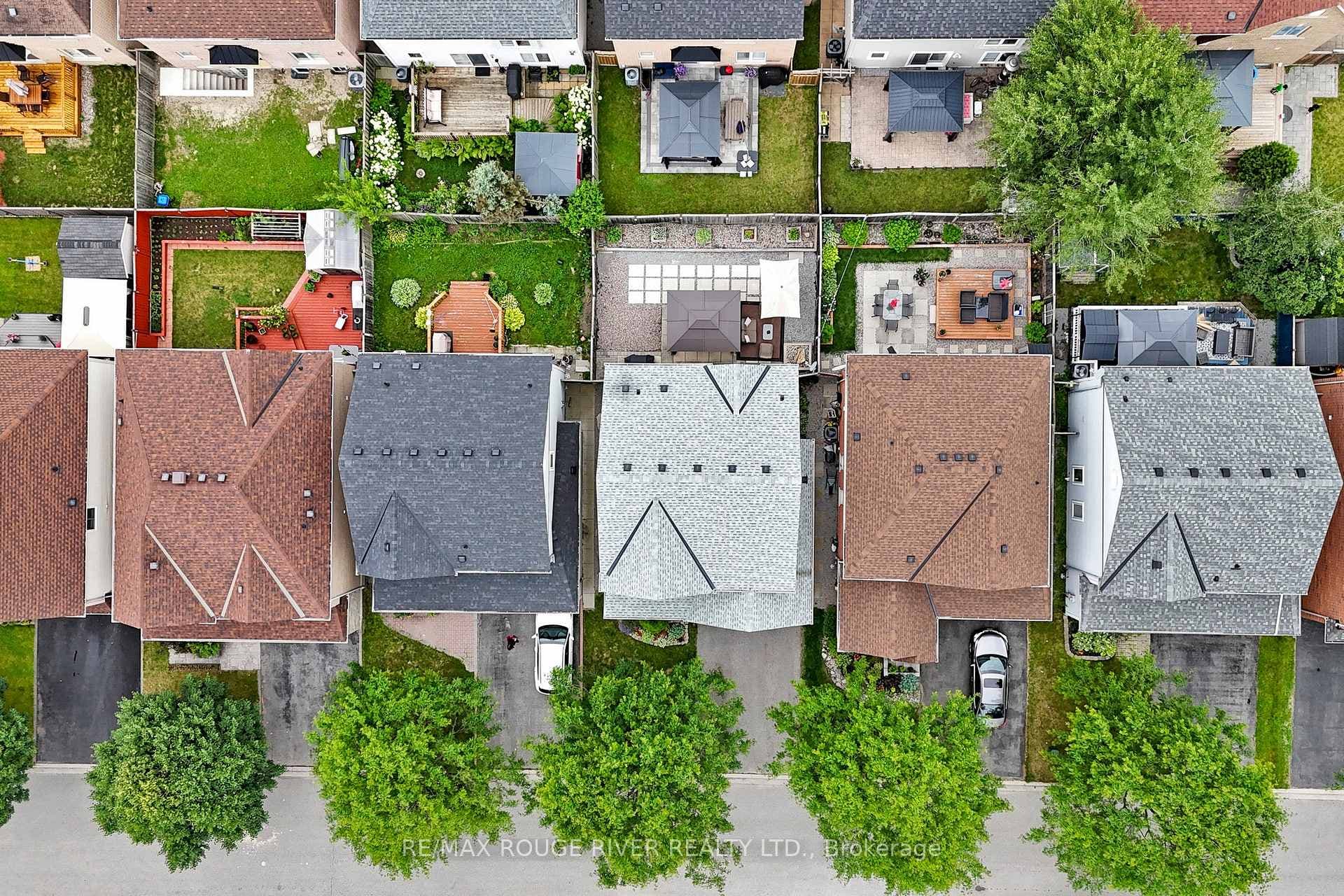 22 Tiller Street photo 37