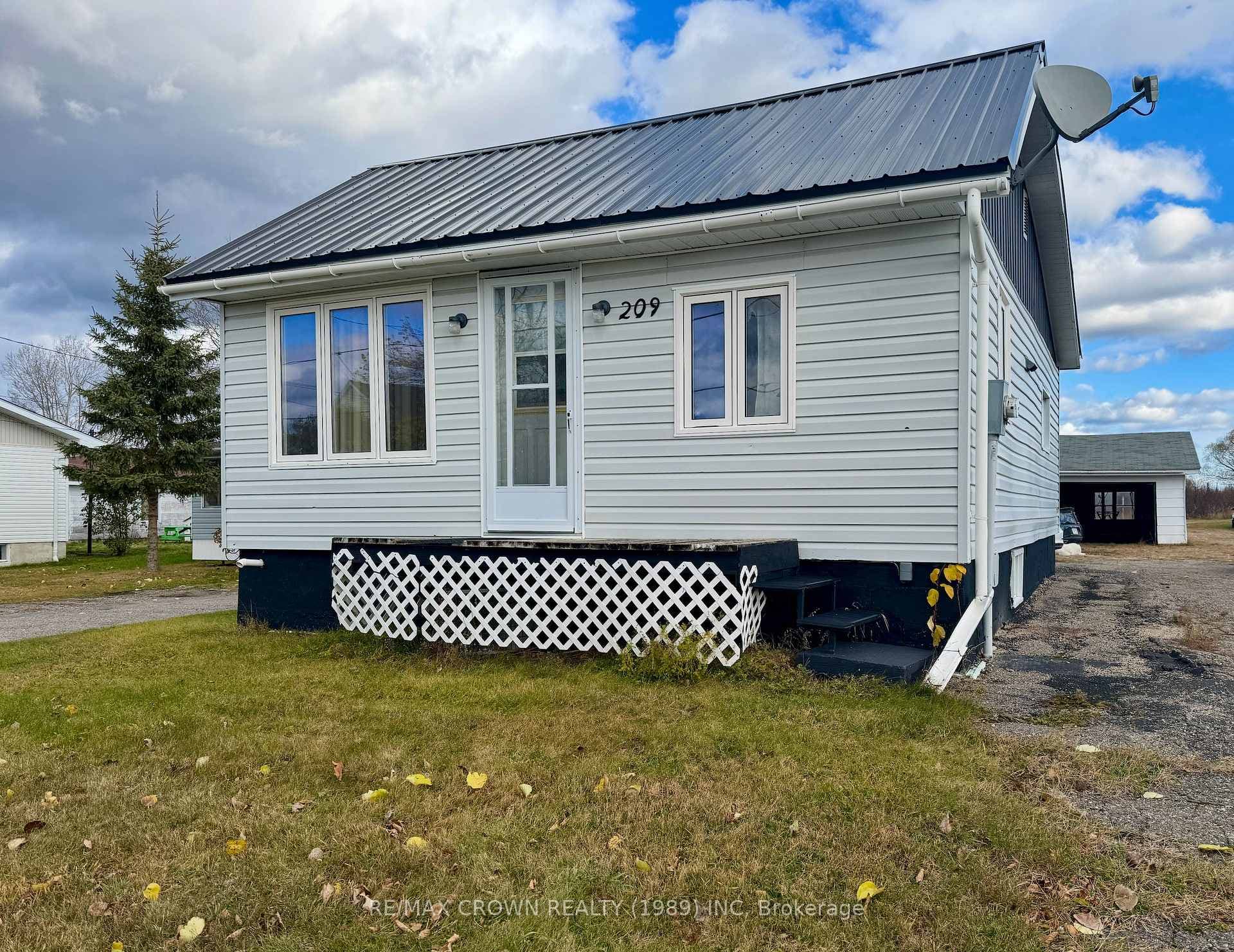 209 Ross Road photo 27