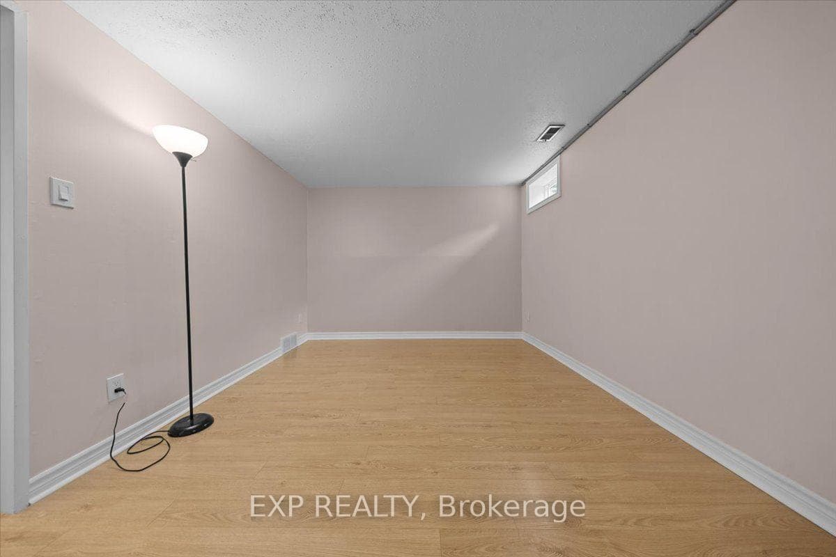 1449 Ridgebrook Drive Unit 167 photo 21