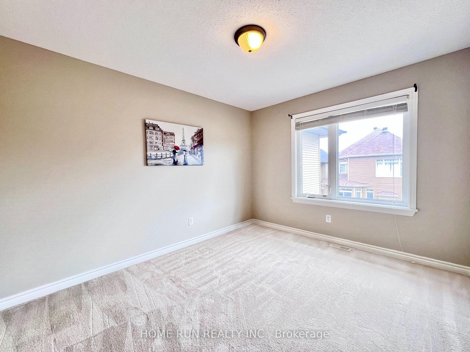 637 Tennant Way photo 29