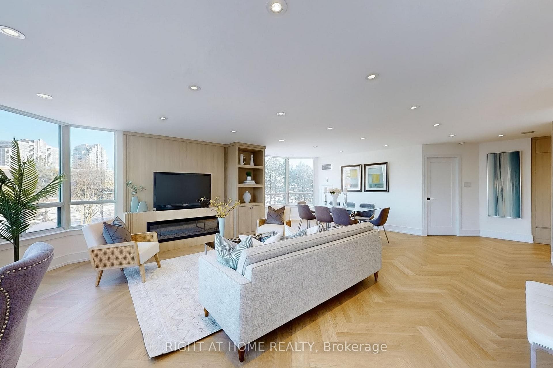 120 Promenade Circle Unit 310 photo 4