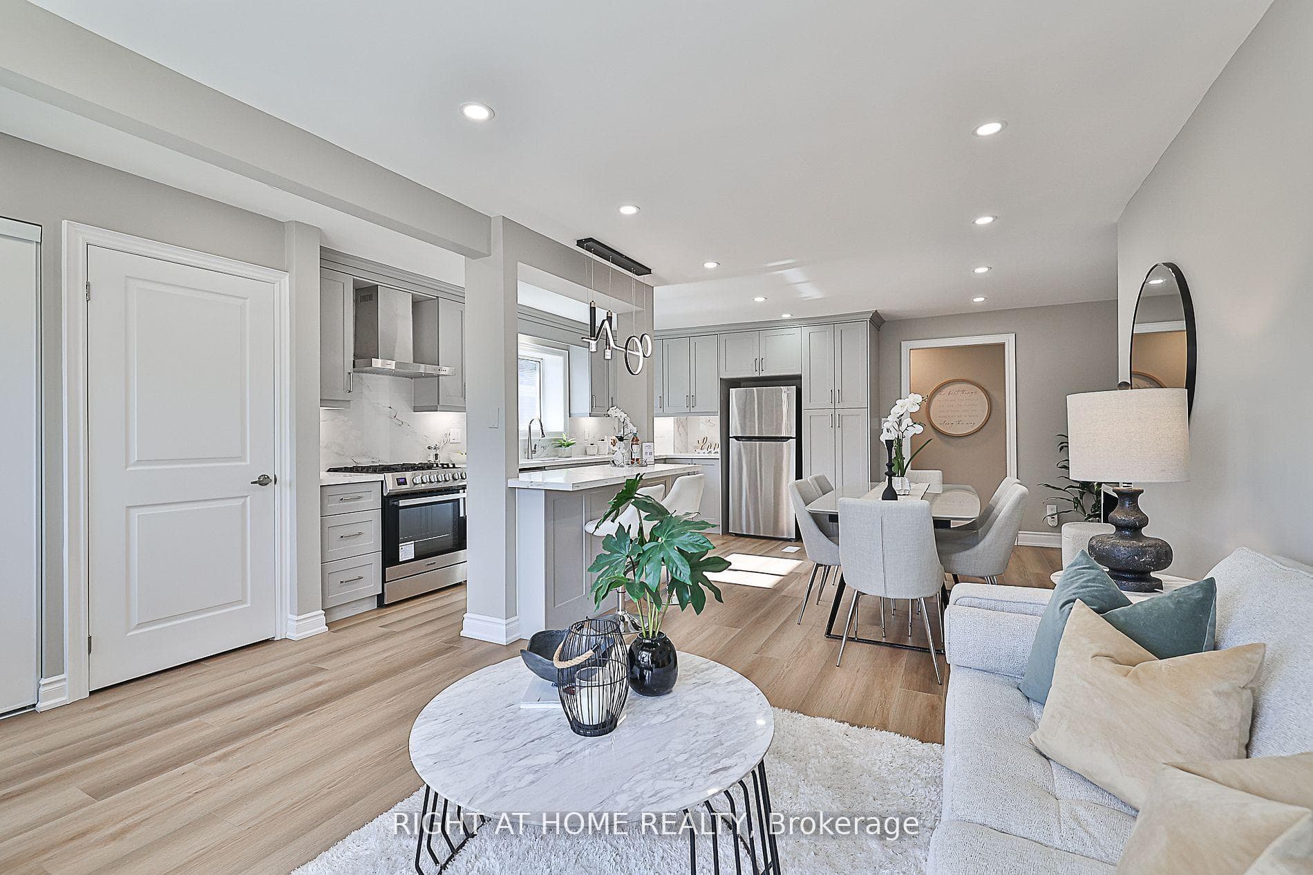 55 Combermere Drive photo 10