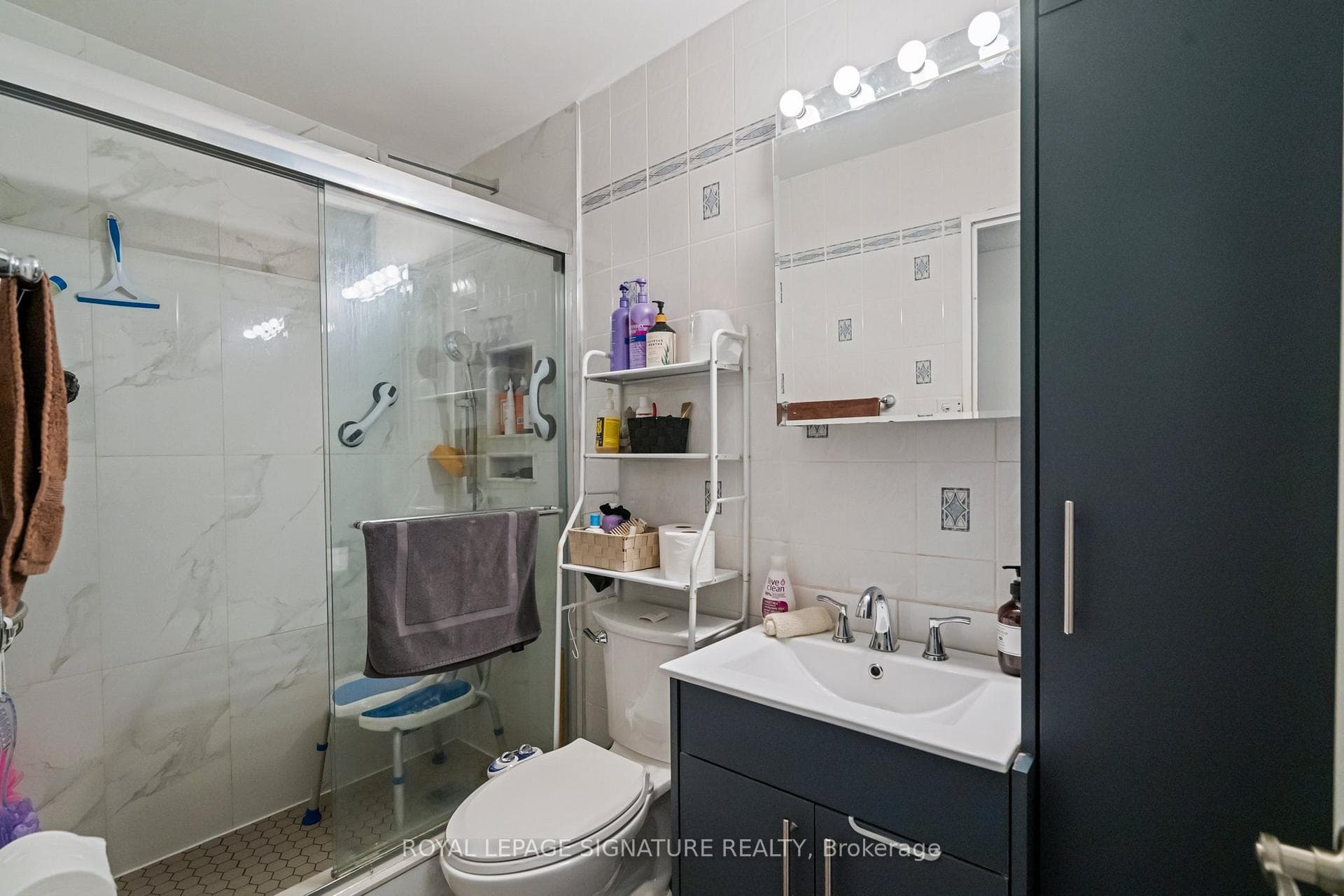 364 The East Mall N/A Unit 309 photo 14
