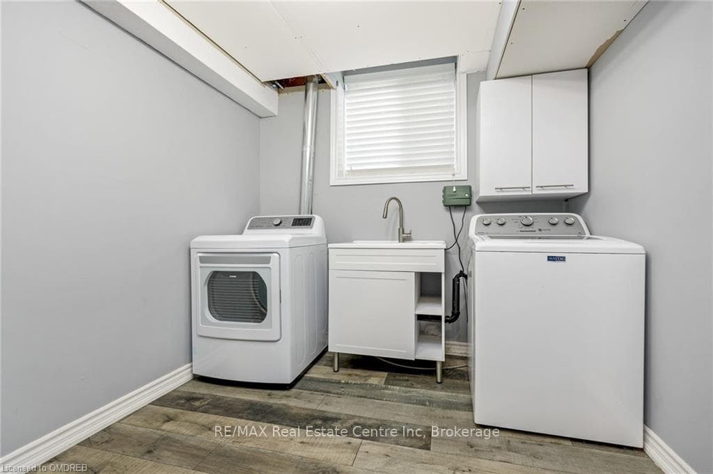 27 SPROWL Street photo 32