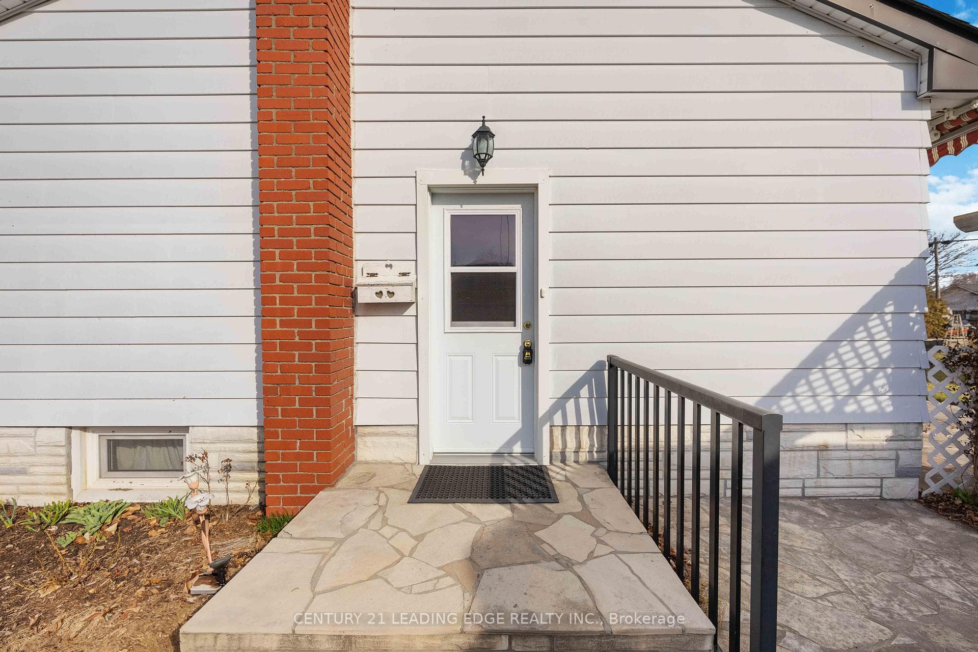 17 Lynwood Avenue photo 38