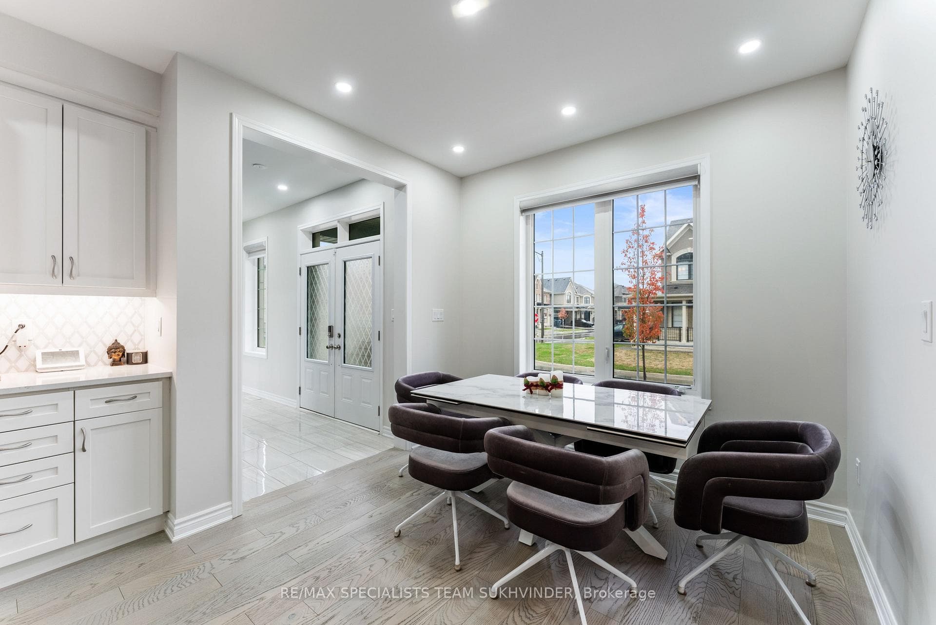 80 Eberly Woods Drive photo 4