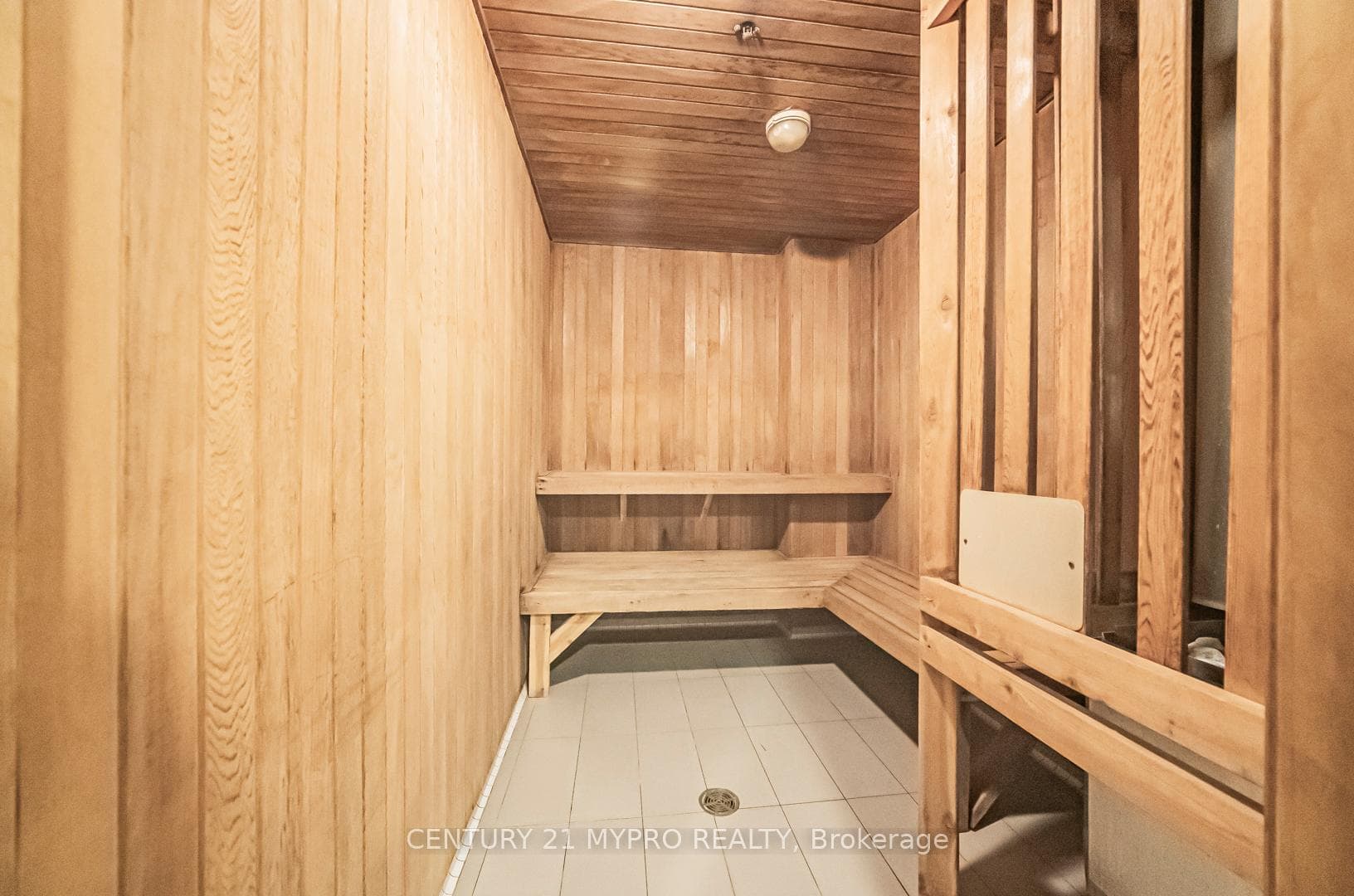 7165 Yonge Street Unit 903 photo 31